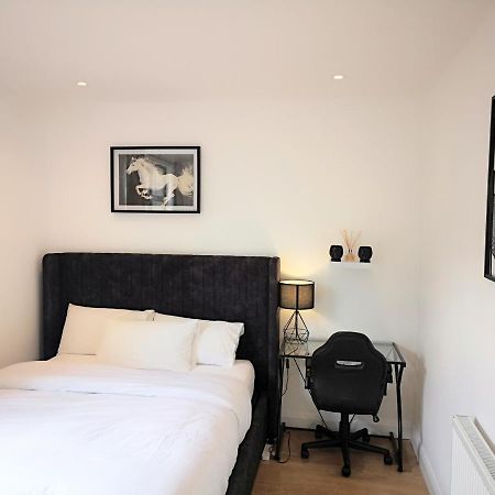 Clifton Court Hemel Lejlighed Hemel Hempstead Eksteriør billede